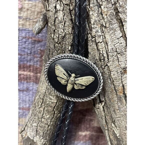 Western Bolo tie Lariat Death Head Moth Skull Cameo Rustic Wedding Attire Party - Picture 5 of 16
